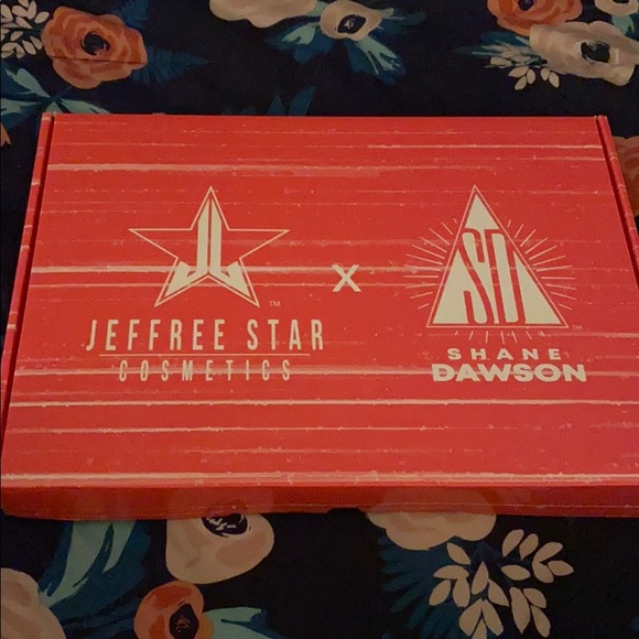 Jeffree Star x Shane Dawson Bundle - Picture 4 of 7